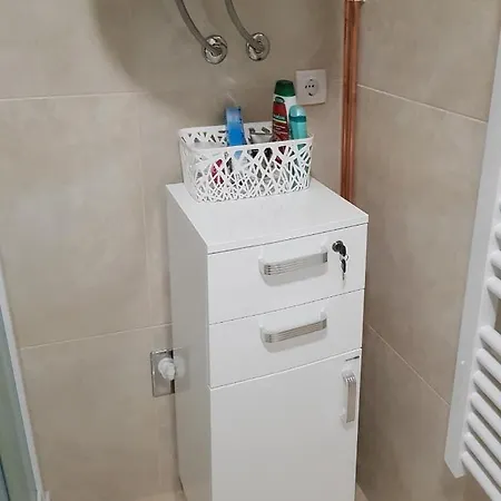 Kiwi In A Quite Area Διαμέρισμα *