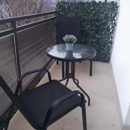 Kiwi In A Quite Area Διαμέρισμα Μπάνια Λούκα